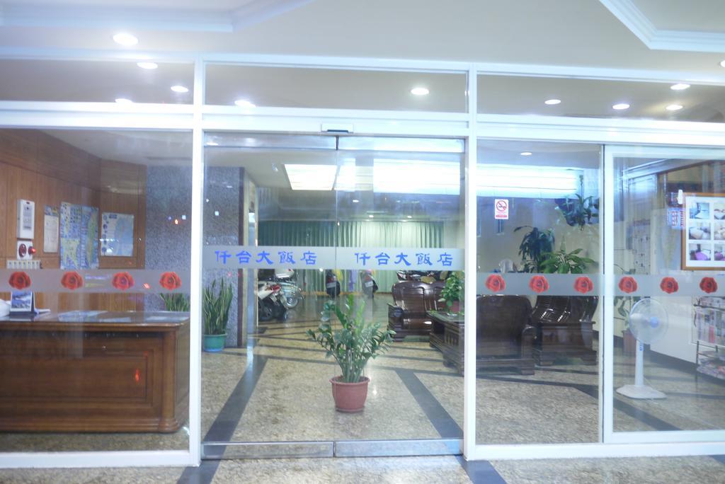 Chantai Hotel Hualien stad Exteriör bild